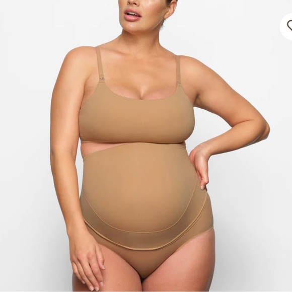 ✨SKIMS FITS EVERYBODY MATERNITY HIGH WAISTED BRIEF OCHRE XXS - Picture 4 of 5